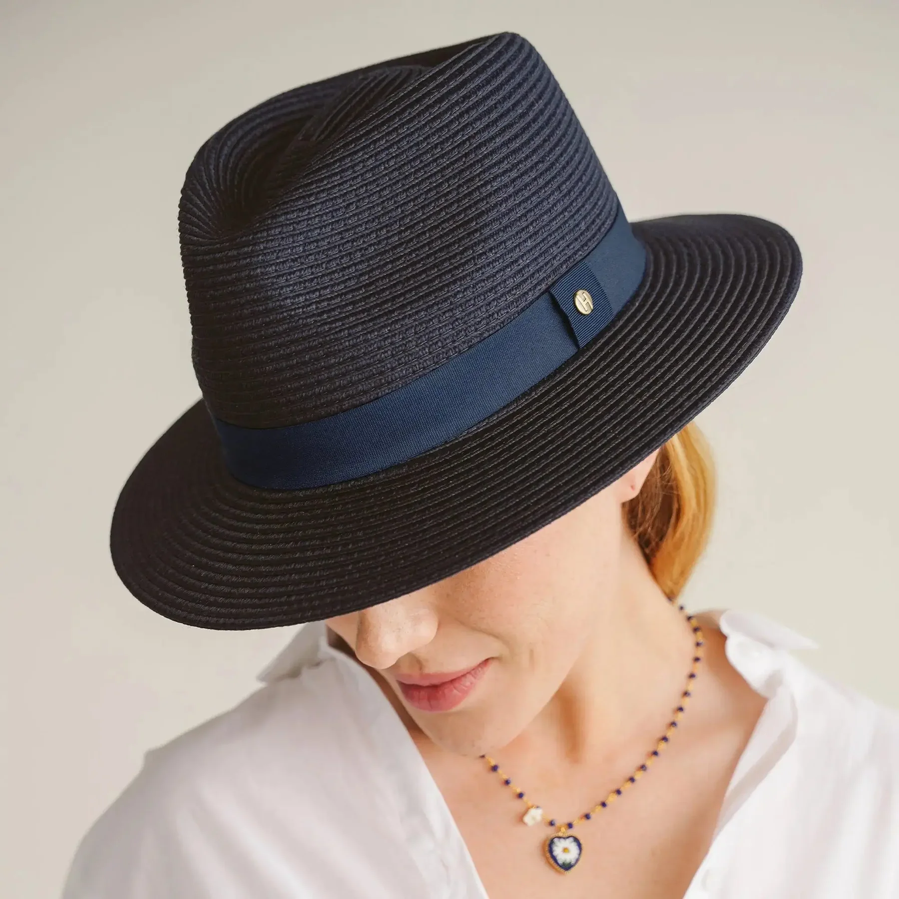 Vista Fedora - Navy