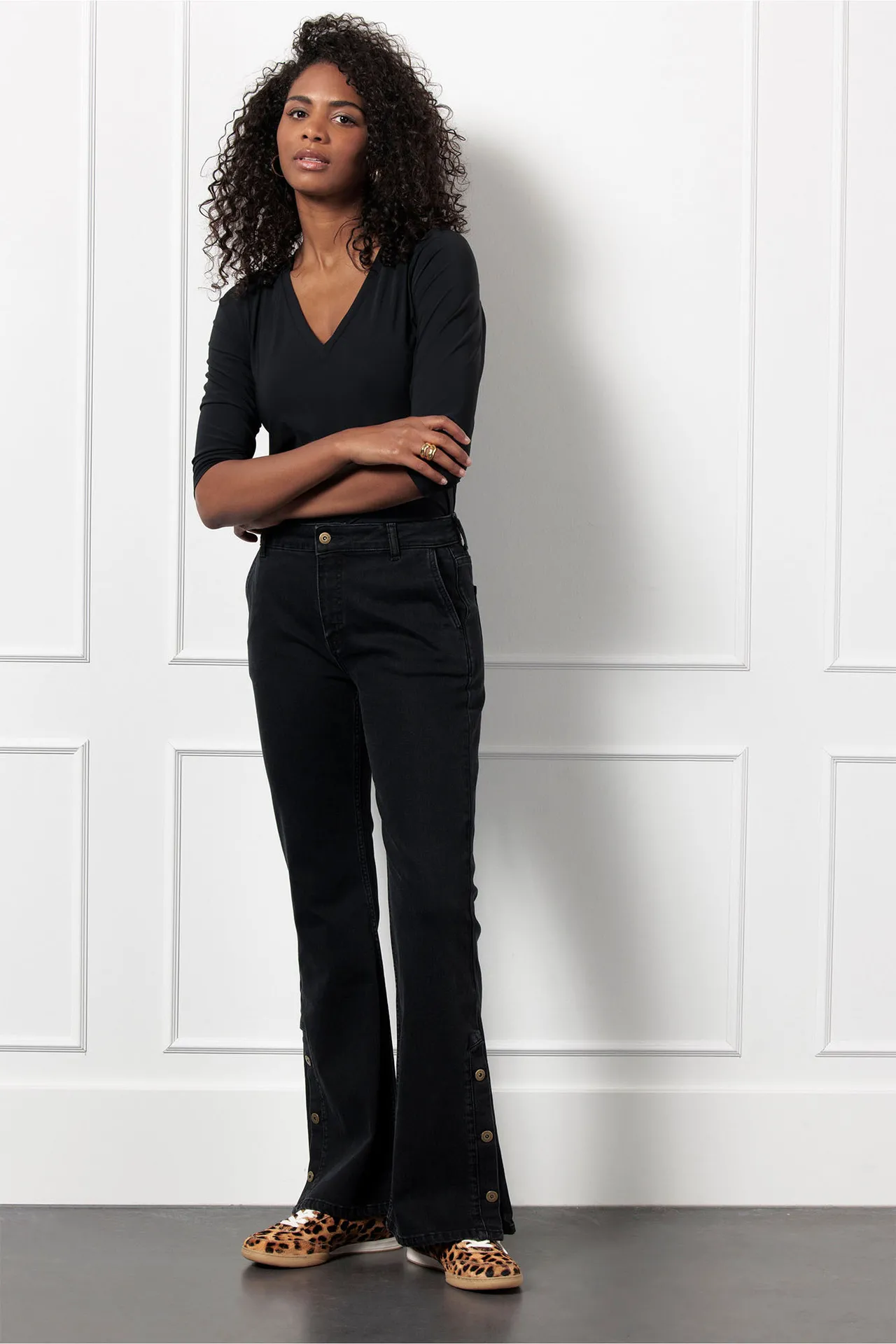 Emma vneck top - Zwart - Afbeelding 2