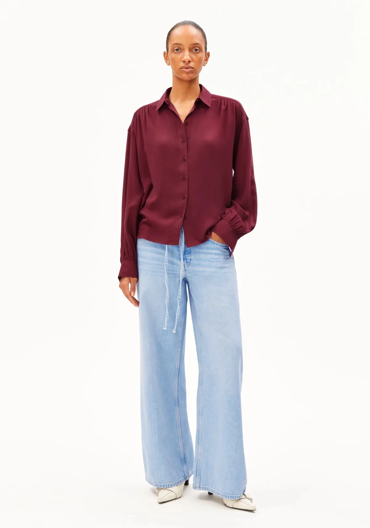 EFINARAA ECOVERO BLOUSE - Donkerrood - Afbeelding 3