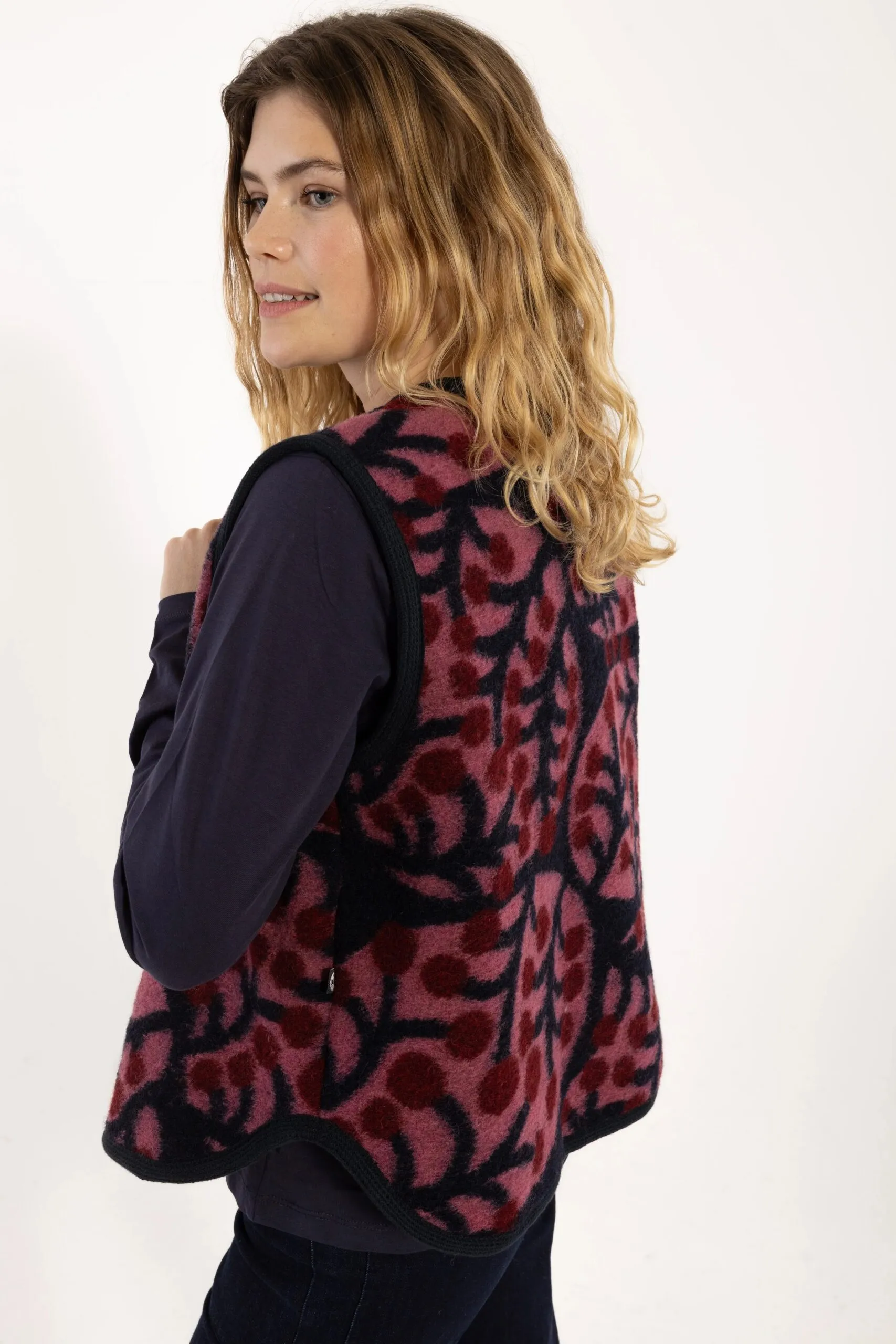 Danecobra Wool AOP Vest - cherry - Afbeelding 2